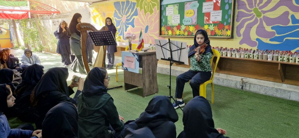 مراسم روز دانش آموز